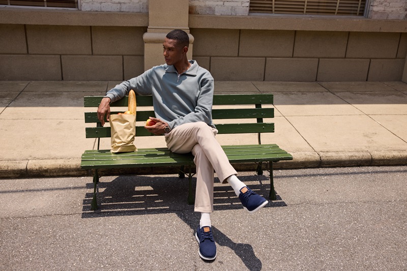 کتونی و شلوار مردانه